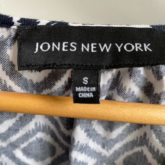 Ladies patterned Summer top Jones New York - Picture 2 of 9